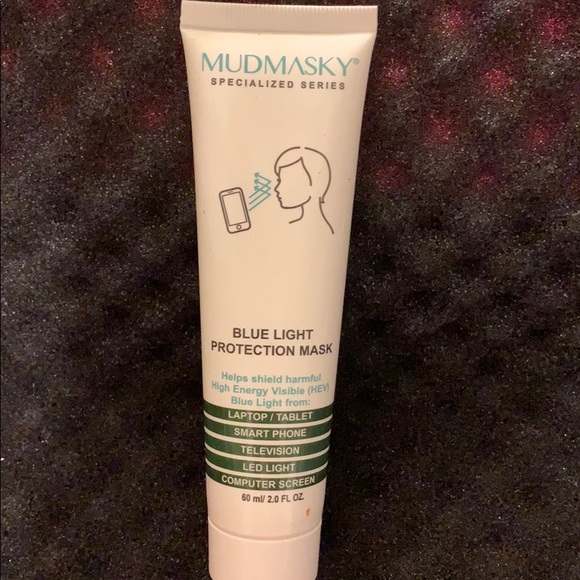 Makeup Bundle - Picture 8 of 10